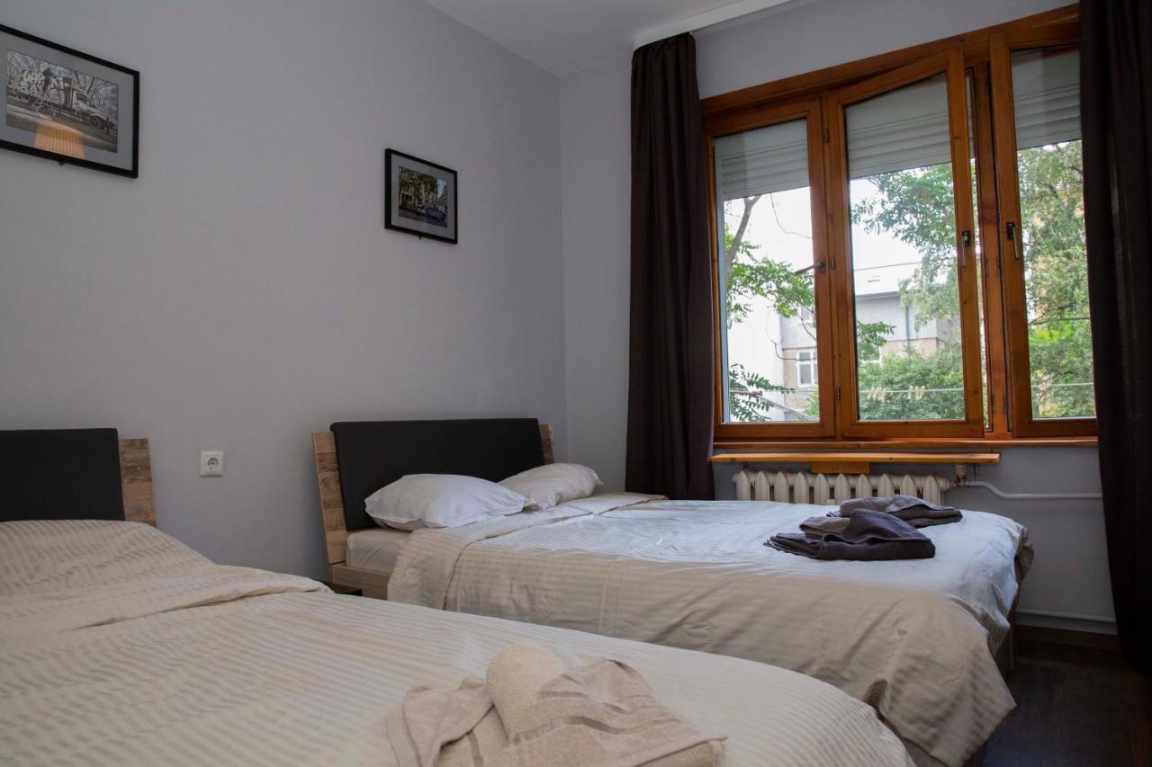 Central Sofia 3-Bedroom Apartment - Urban Art Gallery - Free Parking! Exterior foto